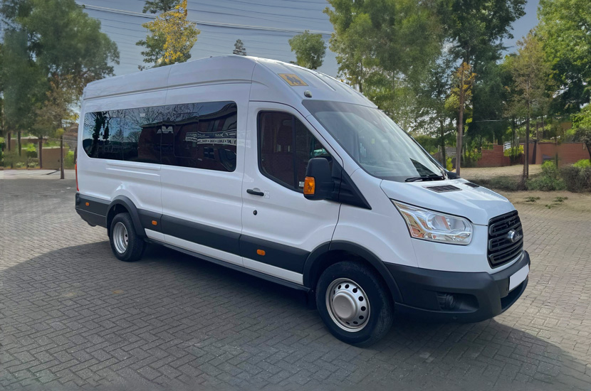 Can I Drive a 16 Seater Minibus on a Car License?