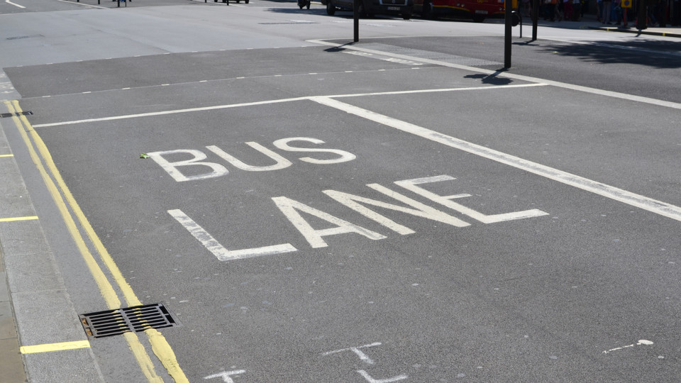 Can You Drive a Minibus in a Bus Lane?